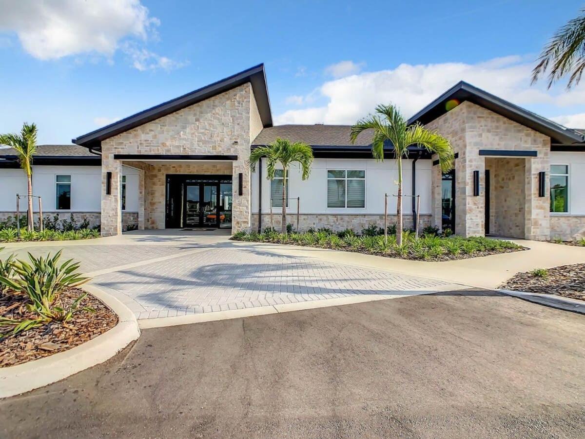 Gorgeous 2Br Lakeview Condo With Waterpark Kissimmee Eksteriør billede