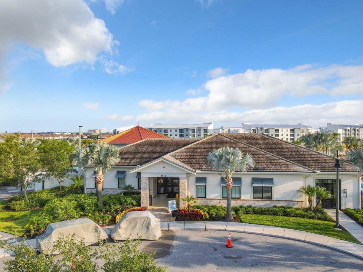 Gorgeous 2Br Lakeview Condo With Waterpark Kissimmee Eksteriør billede