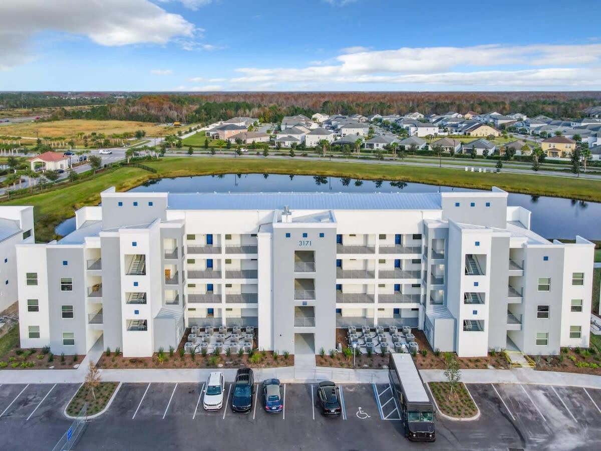 Gorgeous 2Br Lakeview Condo With Waterpark Kissimmee Eksteriør billede