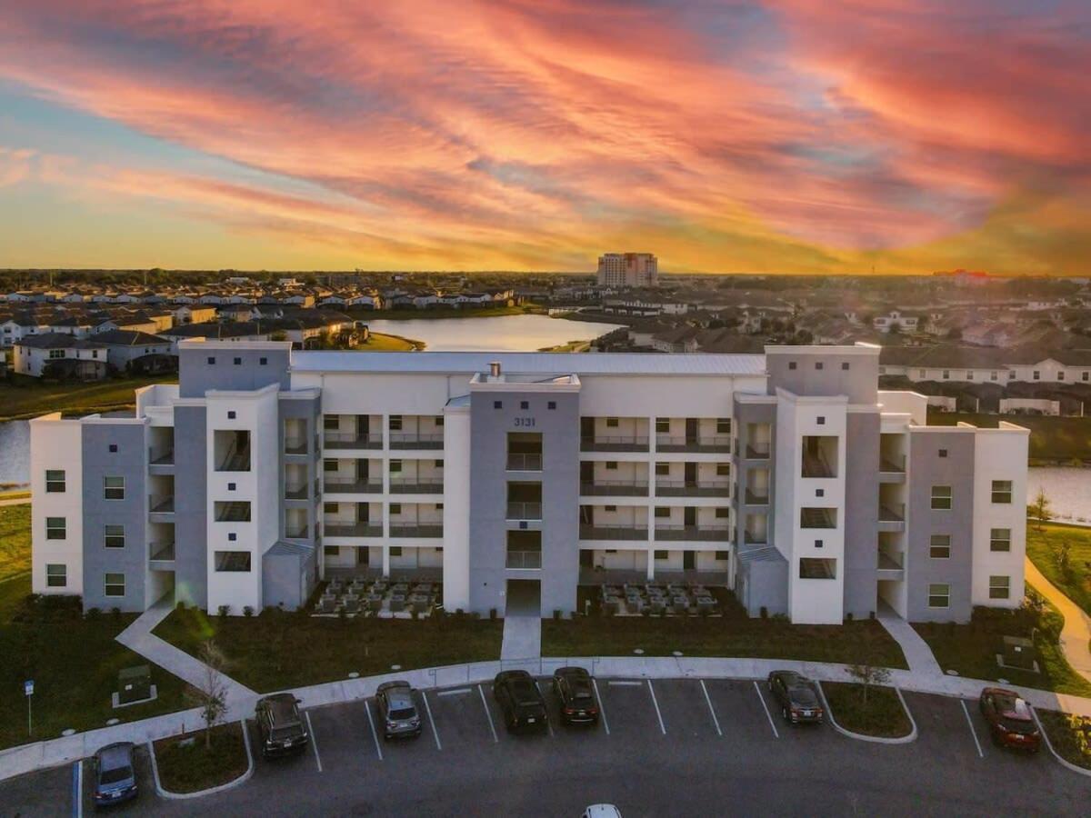 Gorgeous 2Br Lakeview Condo With Waterpark Kissimmee Eksteriør billede